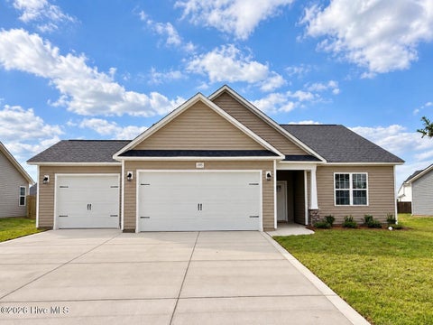 Homes For Sale - 195 Laborde Lane<br/> Hoke County, Raeford, NC 28376