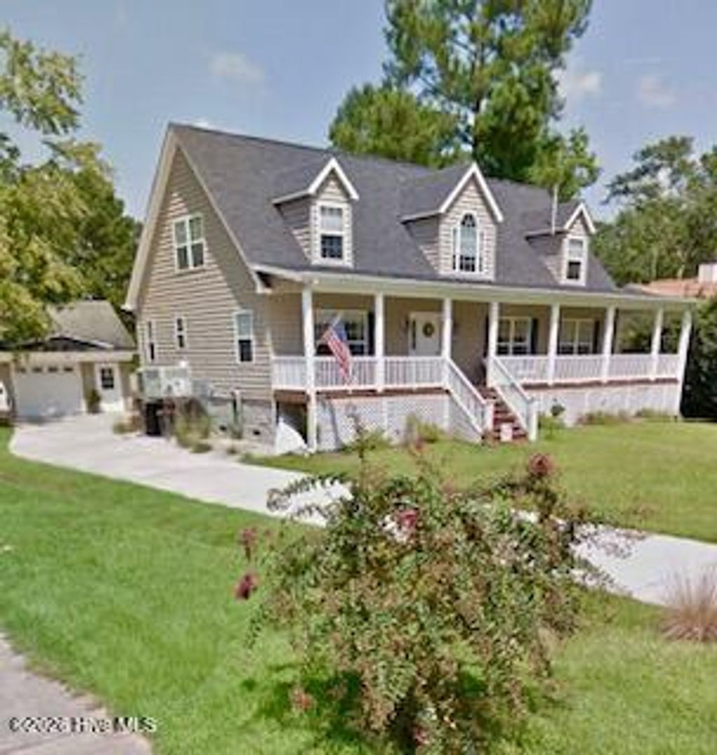 Photo of 106 Portside Lane, New Bern, NC 28562 (MLS # 100561928)