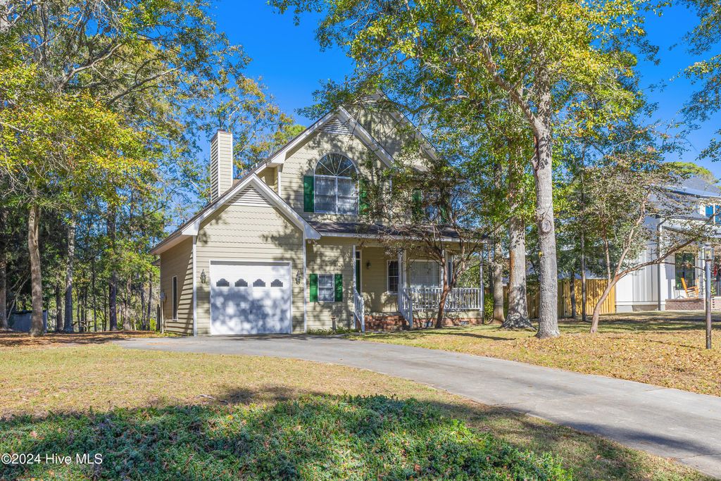 Photo of 2000 Bonner Bussells Drive SE, Southport, NC 28461 (MLS # 100478878)