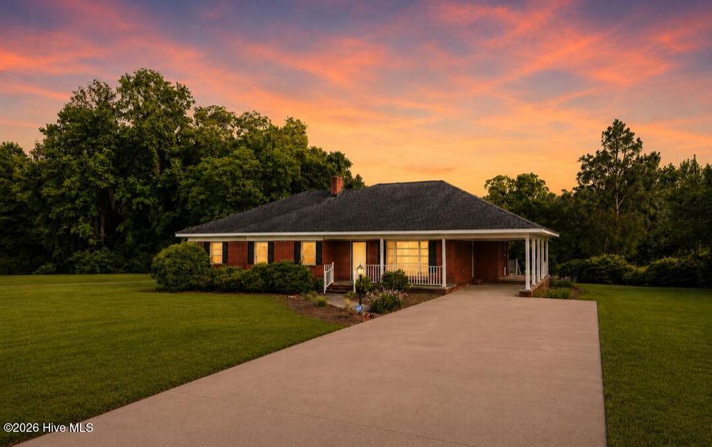Photo of 1375 Kenny Jordan Road, Tabor City, NC (MLS # 100572719)