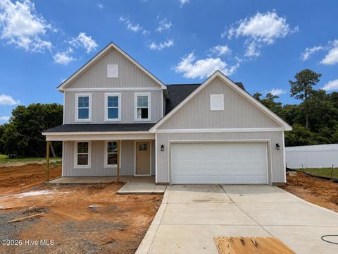 Homes For Sale - 121 Boston River Drive<br/> Dunn, NC 28334