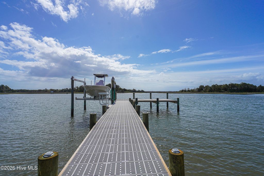 Photo of 252 Shell Rock Landing Road, Hubert, NC 28539 (MLS # 100564102)