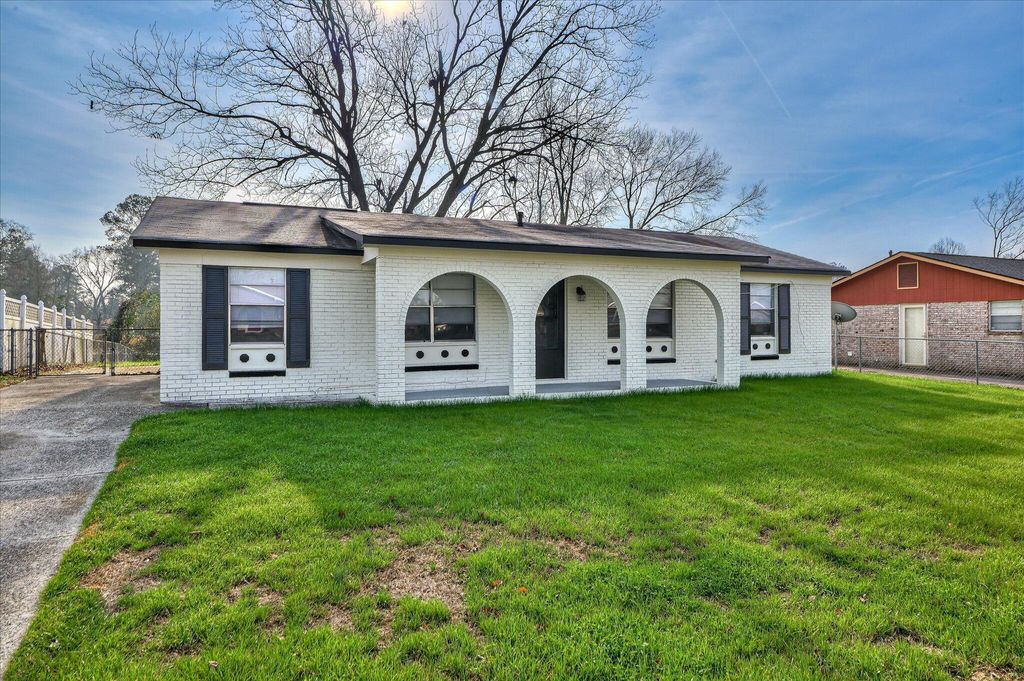 Photo of 3620 Sturnidae Drive, Augusta, GA 30906 (MLS # 551556)