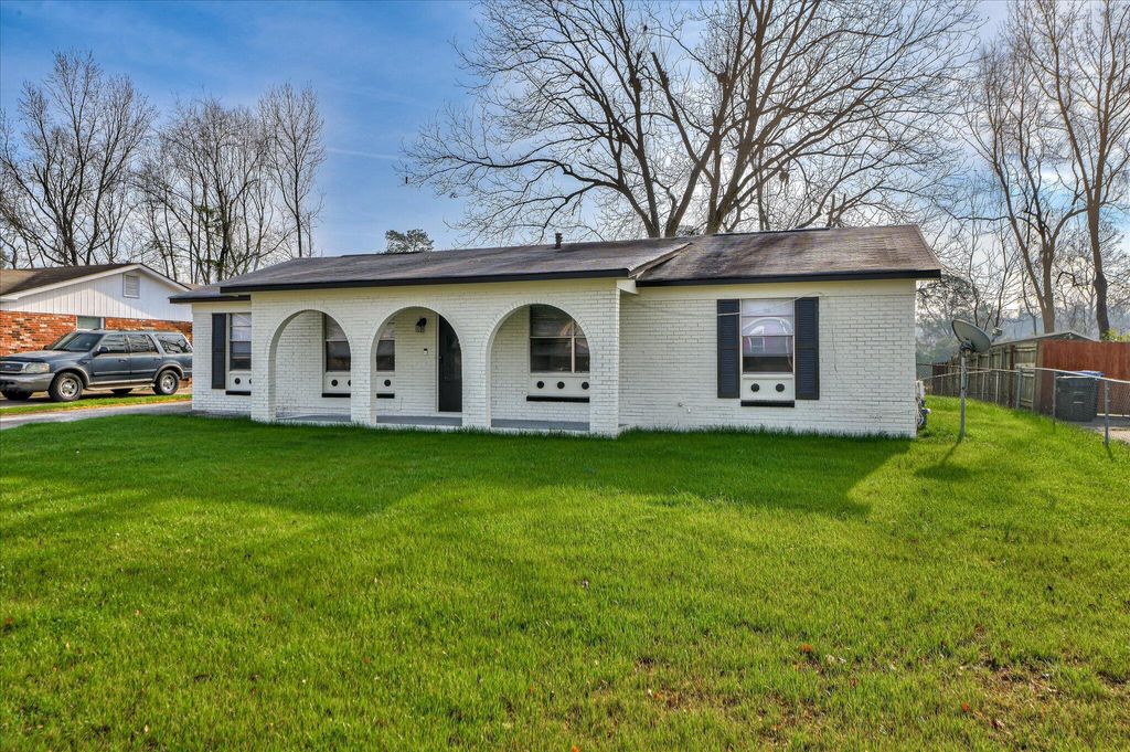 Photo of 3620 Sturnidae Drive, Augusta, GA 30906 (MLS # 551556)