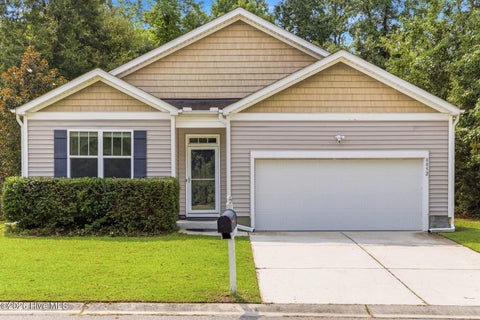 Photo of 8052 W Highcroft Drive NE, Leland, NC 28451 (MLS # 100592373)