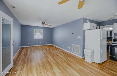 Tiny photo for 312 White Oak Street, Jacksonville, NC 28540 (MLS # 100589879)