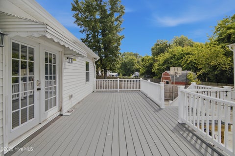 Tiny photo for 312 White Oak Street, Jacksonville, NC 28540 (MLS # 100589879)