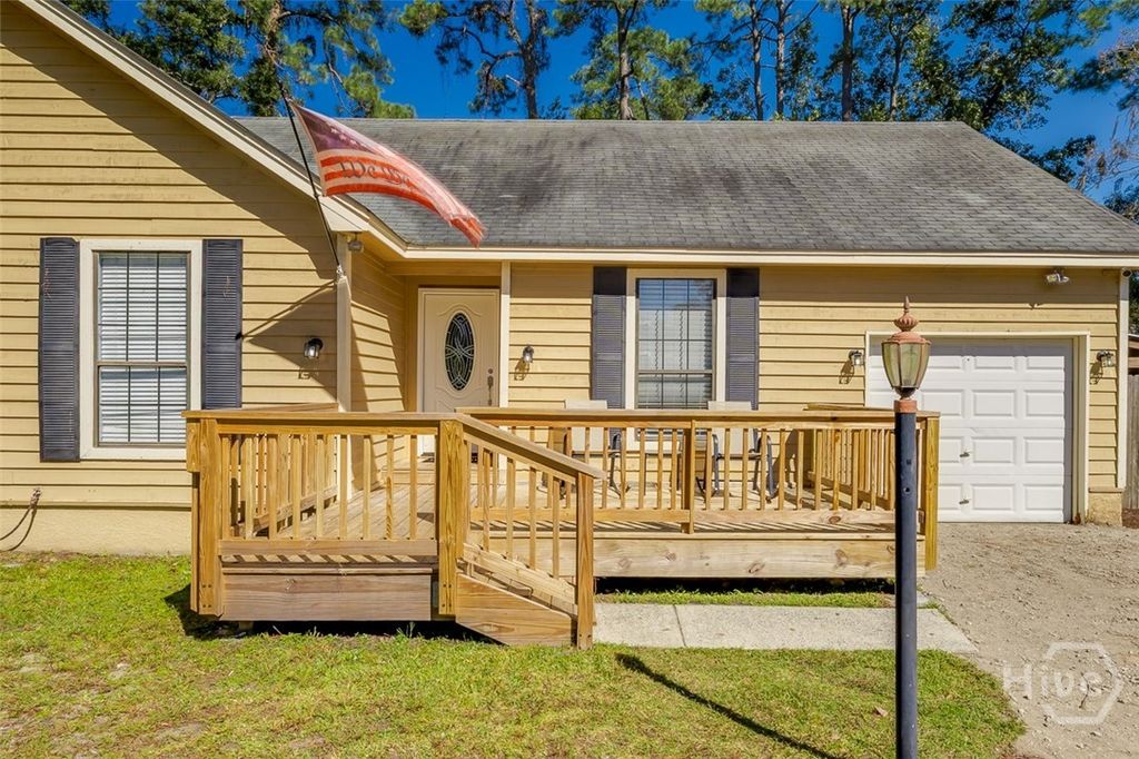 Photo of 12 Castaway Place, Savannah, GA 31410 (MLS # SA345825)