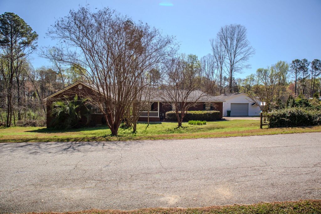 Photo of 715 Spooner Drive, Evans, GA 30809 (MLS # 553317)