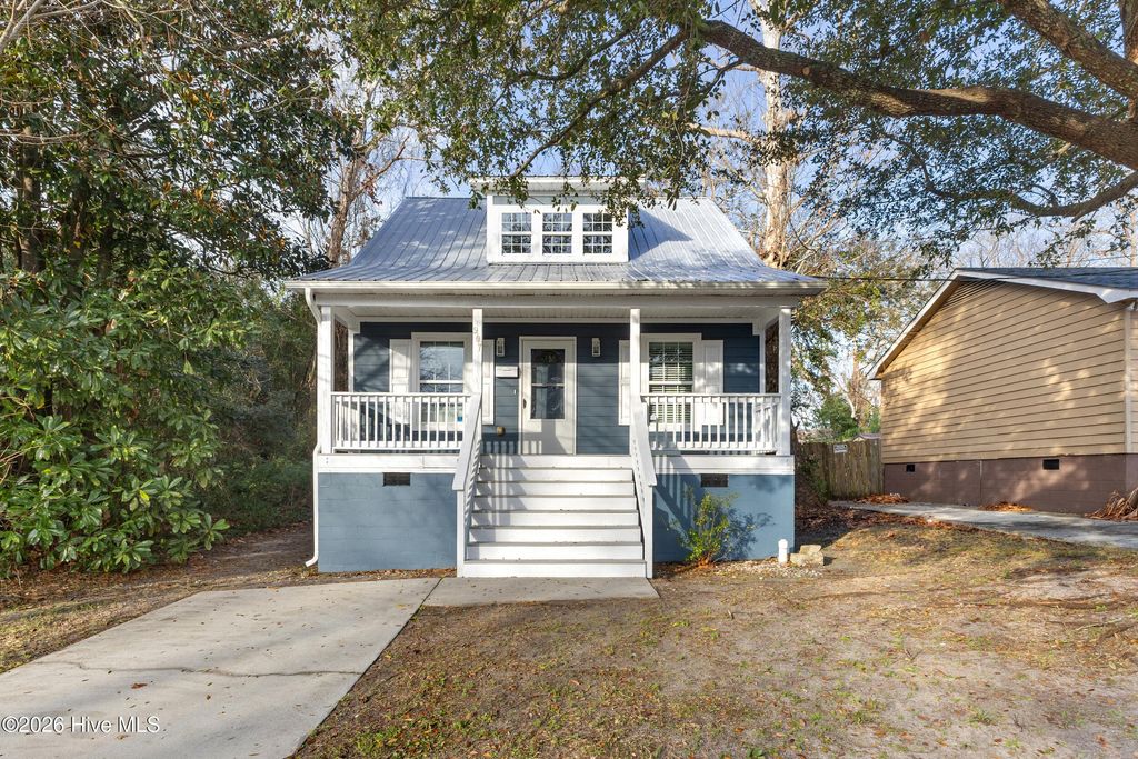 Photo of 907 N 11th Street, Wilmington, NC 28401 (MLS # 100548014)