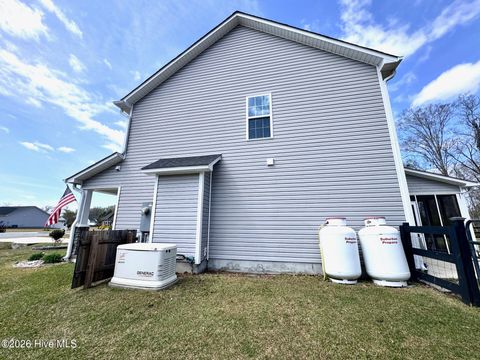 Tiny photo for 141 Waterford Way, Maysville, NC 28555 (MLS # 100563247)