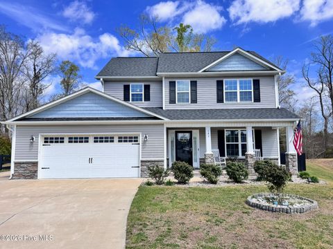 Photo of 141 Waterford Way, Maysville, NC 28555 (MLS # 100563247)