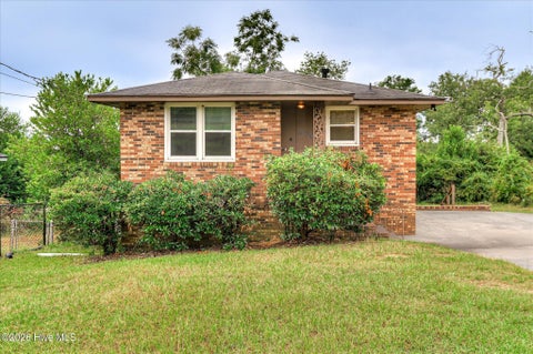 Photo of 2236 Walden Drive, Augusta, GA 30904 (MLS # 100606380)