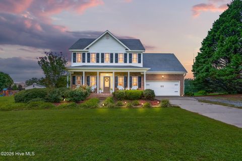 Homes For Sale - 119 Spring Branch Drive<br/> Johnston County, Four Oaks, NC 27524