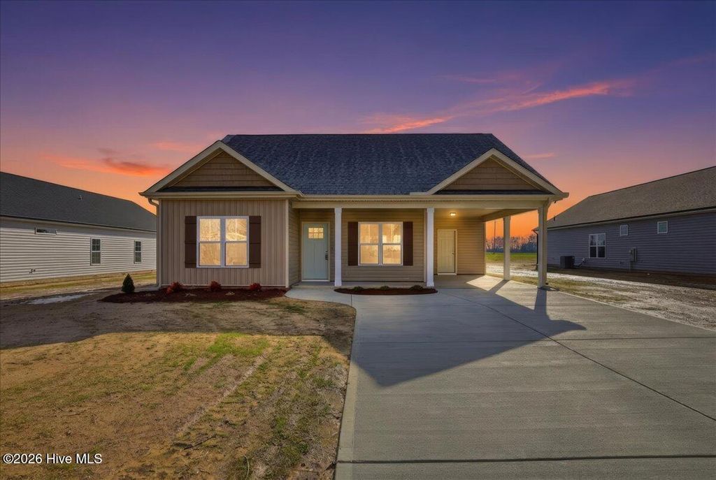 Photo of 604 S Vance Street, Fremont, NC 27830 (MLS # 100569315)