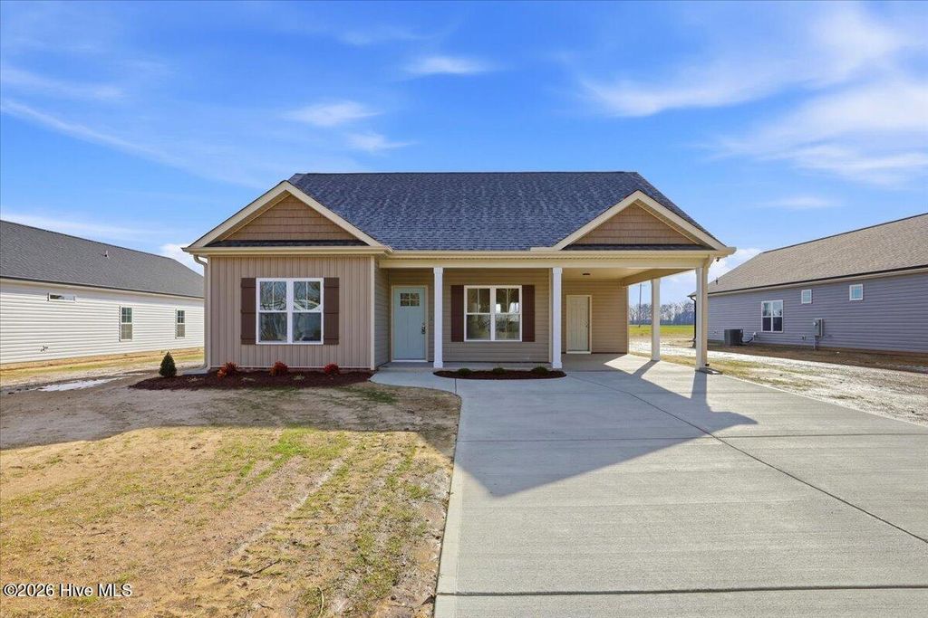 Photo of 604 S Vance Street, Fremont, NC 27830 (MLS # 100569315)