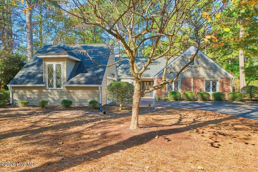 Photo of 200 Westchester Circle, Pinehurst, NC 28374 (MLS # 100552699)