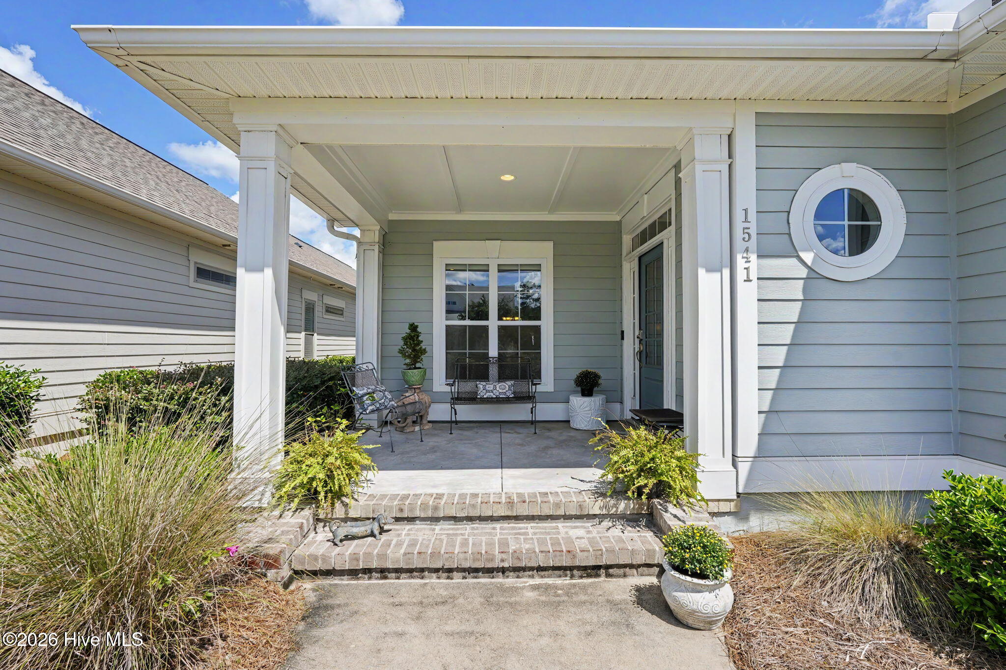 1541 Low Country Boulevard