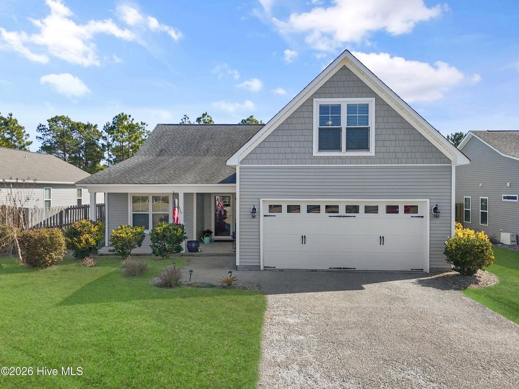 Photo of 4223 Cherry Laurel Drive SE, Southport, NC 28461 (MLS # 100554024)