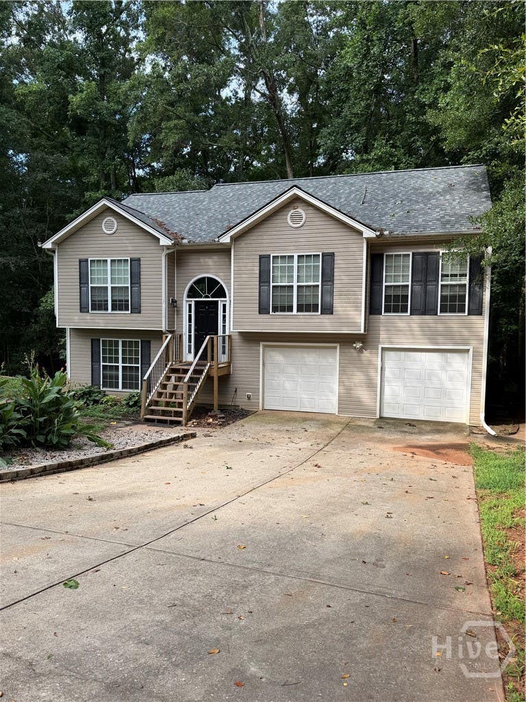 Photo of 2023 Emerald Pointe Drive DR, Winder, GA 30680 (MLS # CL360431)