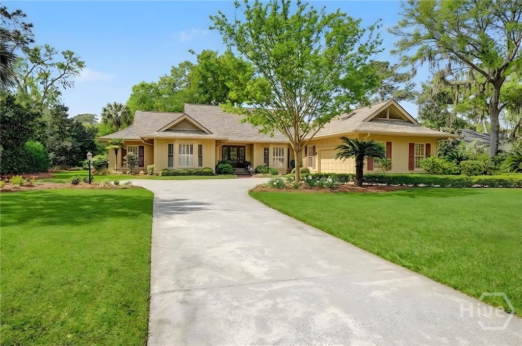 Photo of 13 Middle Marsh Retreat, Savannah, GA 31411 (MLS # SA351157)