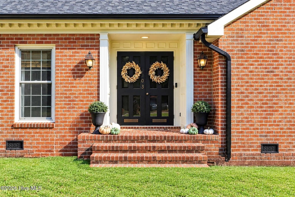 Photo of 2203 Rouse Road, Kinston, NC 28504 (MLS # 100611756)
