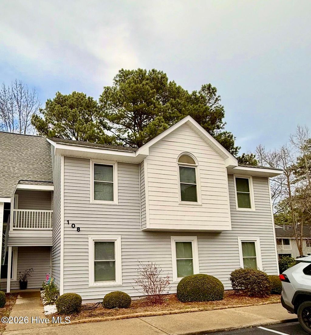Photo of 108 W Victoria Court #F, Greenville, NC 27834 (MLS # 100555893)