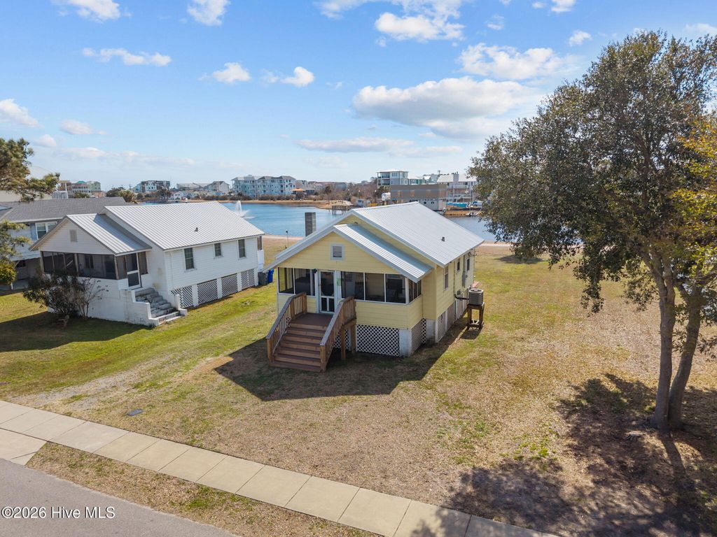 Photo of 305 Atlanta Avenue, Carolina Beach, NC 28428 (MLS # 100555773)