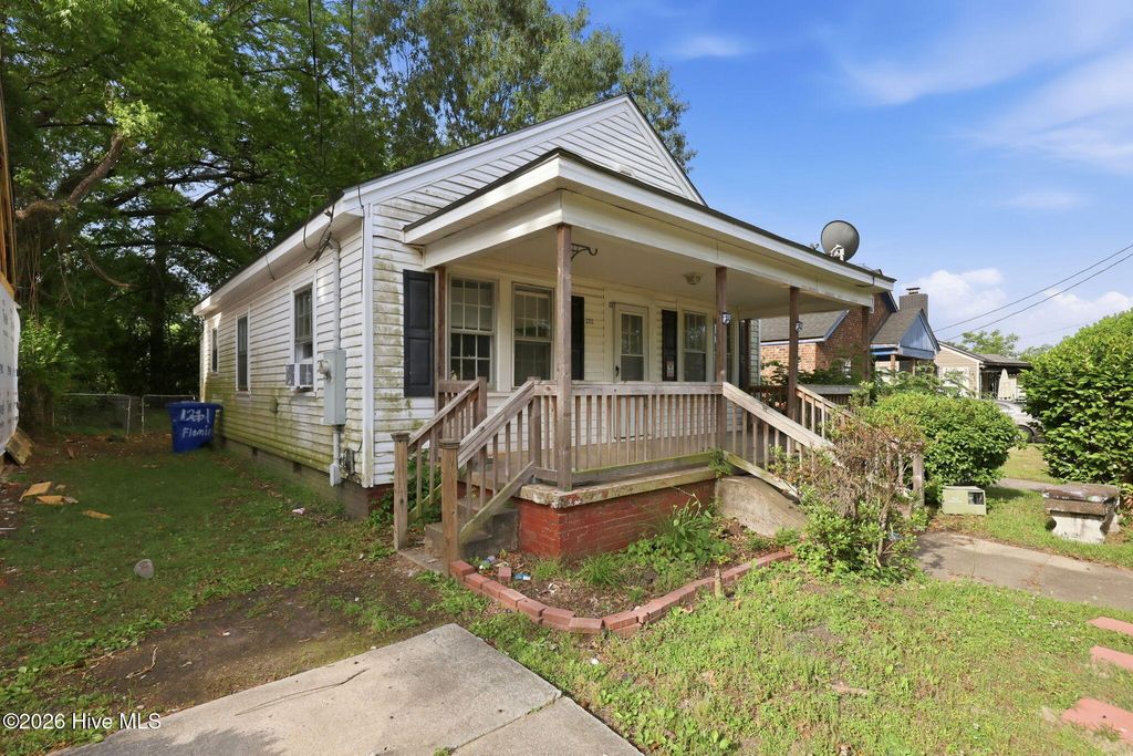 Photo of 1211 Fleming Street, Greenville, NC 27834 (MLS # 100573602)