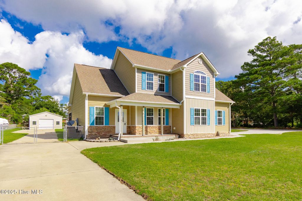 Photo of 106 Barbour Drive, Newport, NC 28570 (MLS # 100525884)