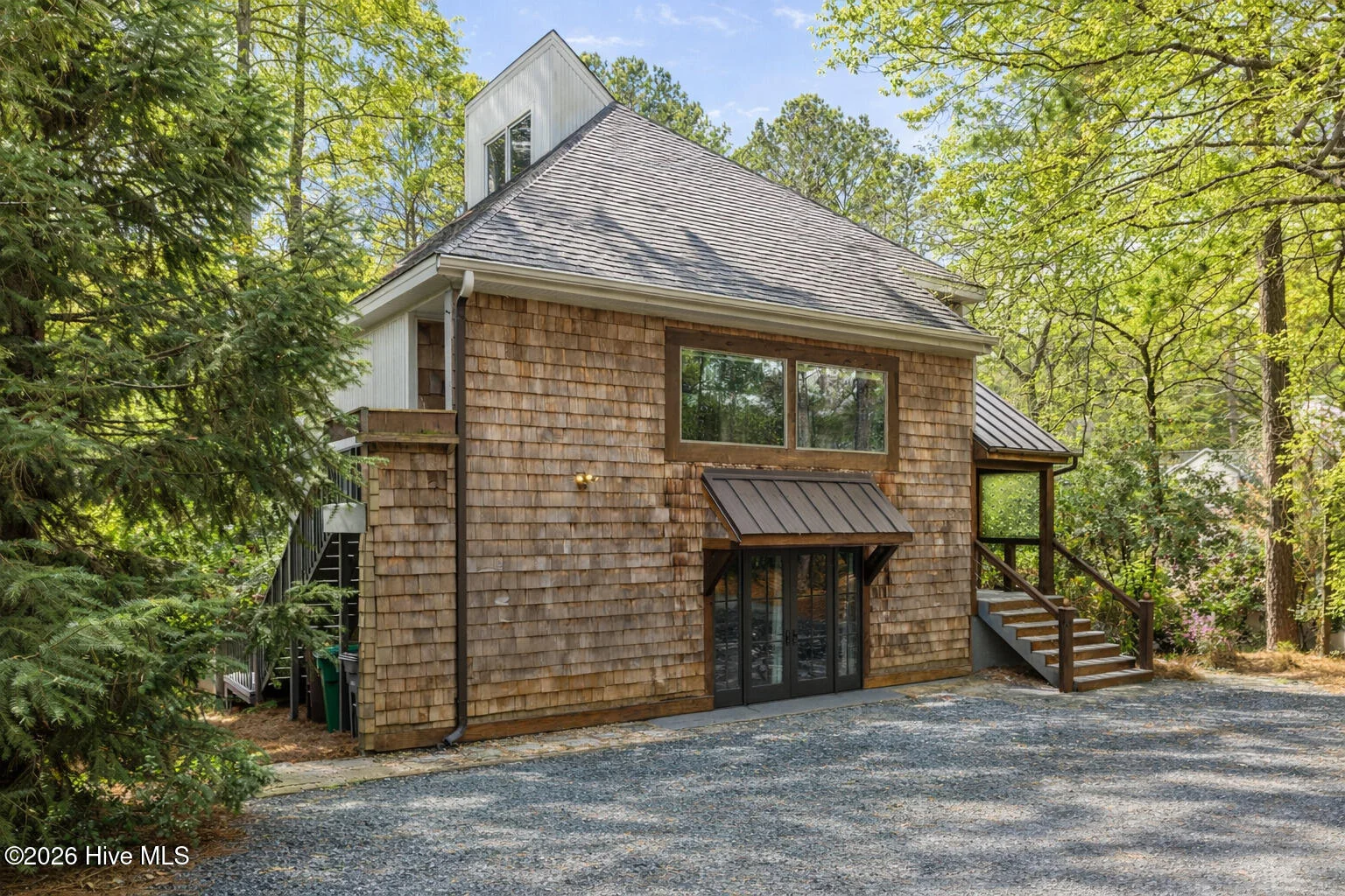 350 Pine Vista Drive