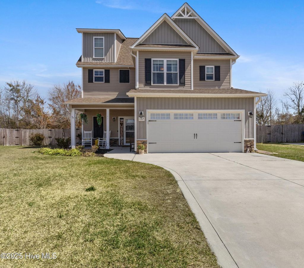 Photo of 157 Bridgeport Drive, Sneads Ferry, NC 28460 (MLS # 100530683)