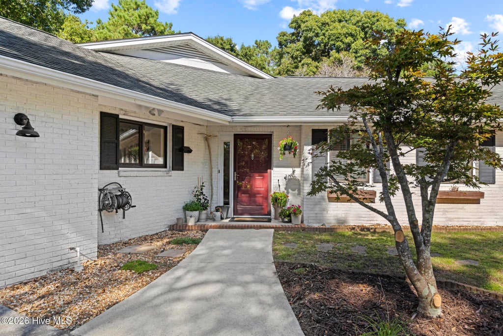 Photo of 216 Hickory Lane, Hampstead, NC 28443 (MLS # 100604909)