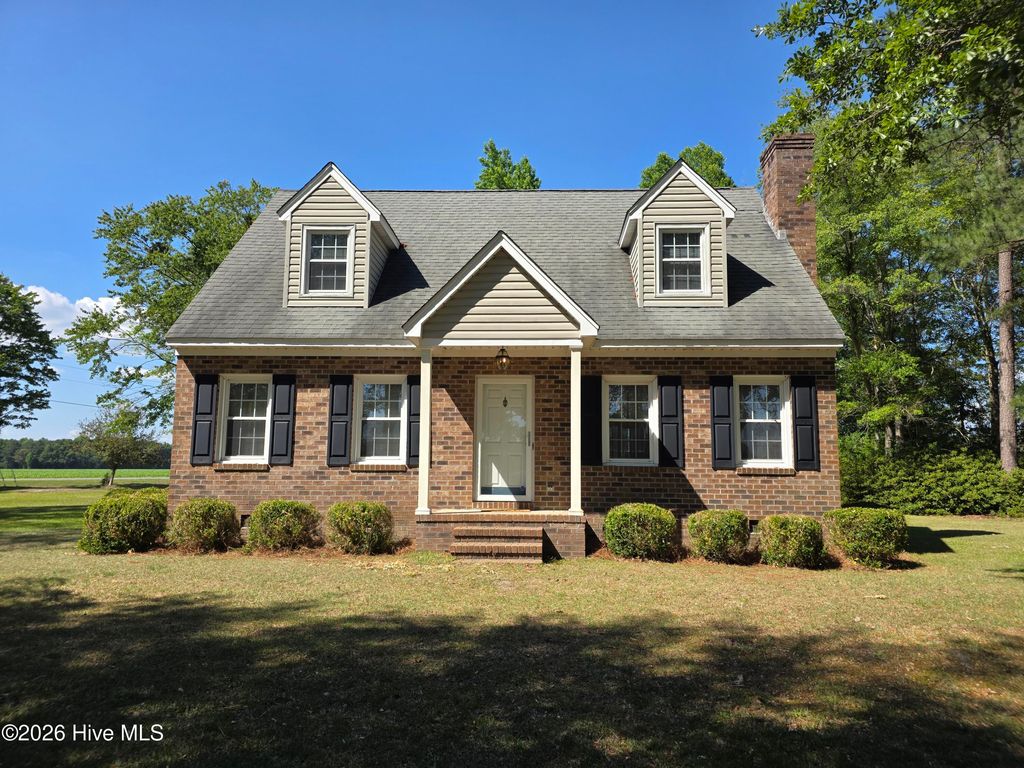 Photo of 2558 Old Lumberton Road, Whiteville, NC 28472 (MLS # 100575860)