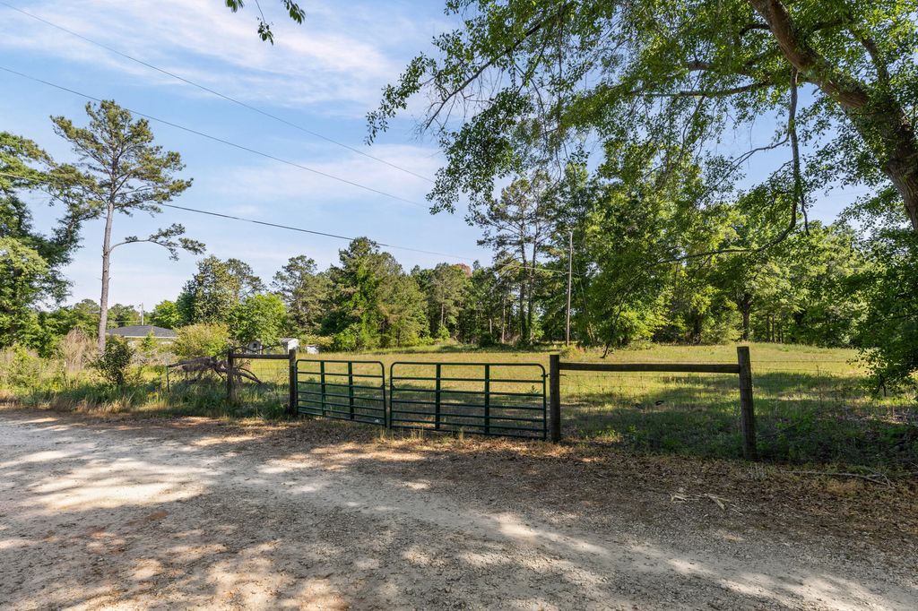 Photo of 149 Travis Drive, Hephzibah, GA 30815 (MLS # 555270)