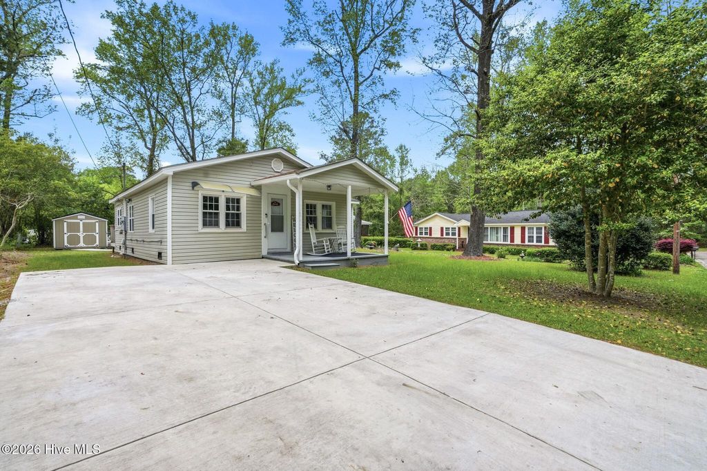 Photo of 1515 Little Street, Whiteville, NC 28472 (MLS # 100565882)