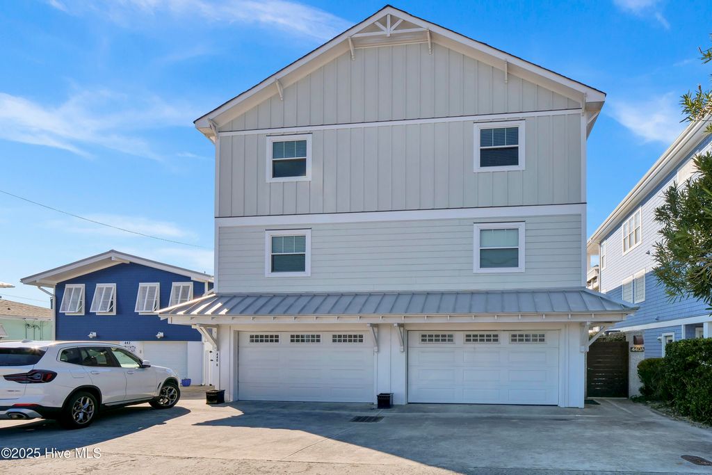 Photo of 440 Causeway Drive #B, Wrightsville Beach, NC 28480 (MLS # 100469434)