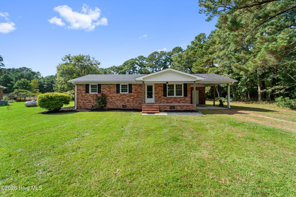 Photo of 171 Trott Road, Richlands, NC 28574 (MLS # 100601112)