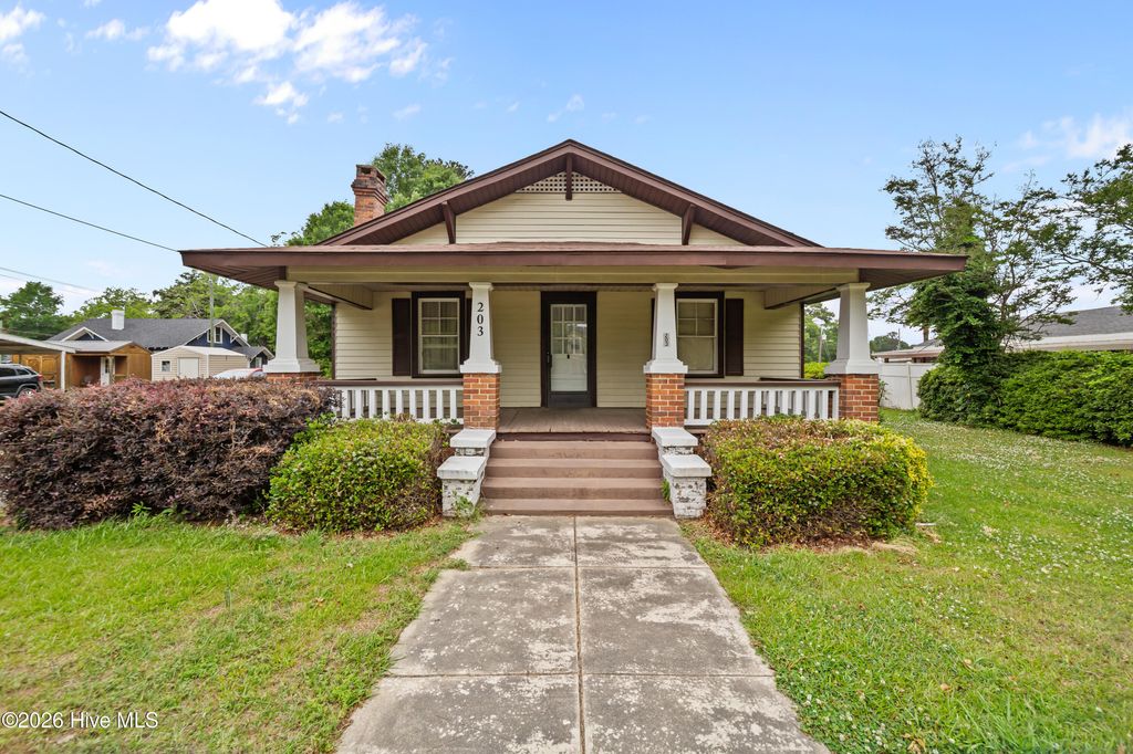 Photo of 203 E Clinton Street, Roseboro, NC 28382 (MLS # 100571018)