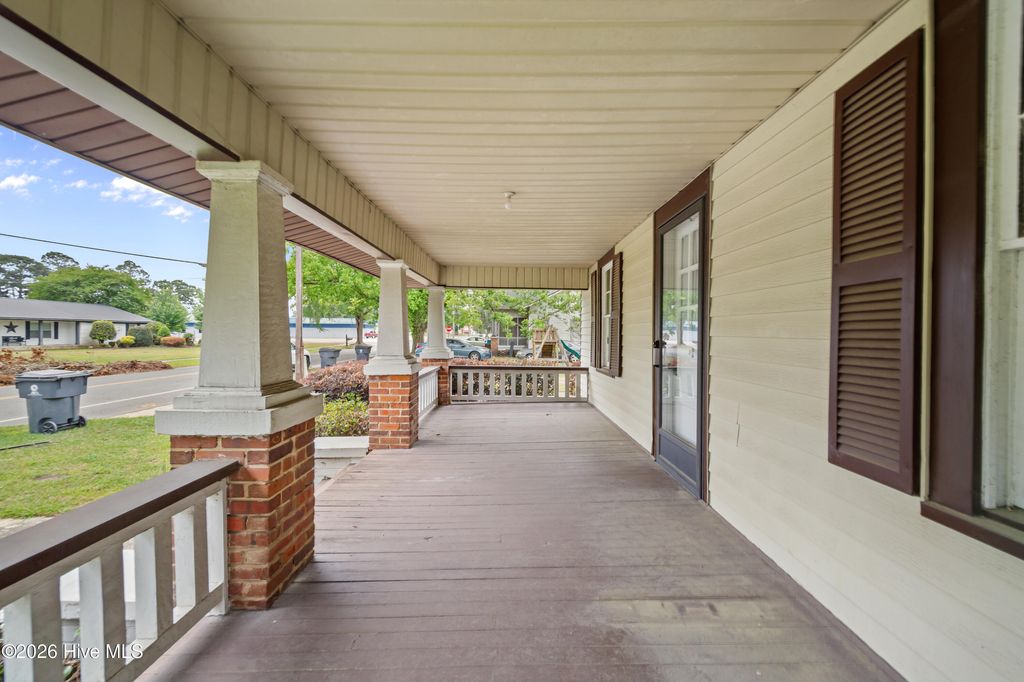 Photo of 203 E Clinton Street, Roseboro, NC 28382 (MLS # 100571018)