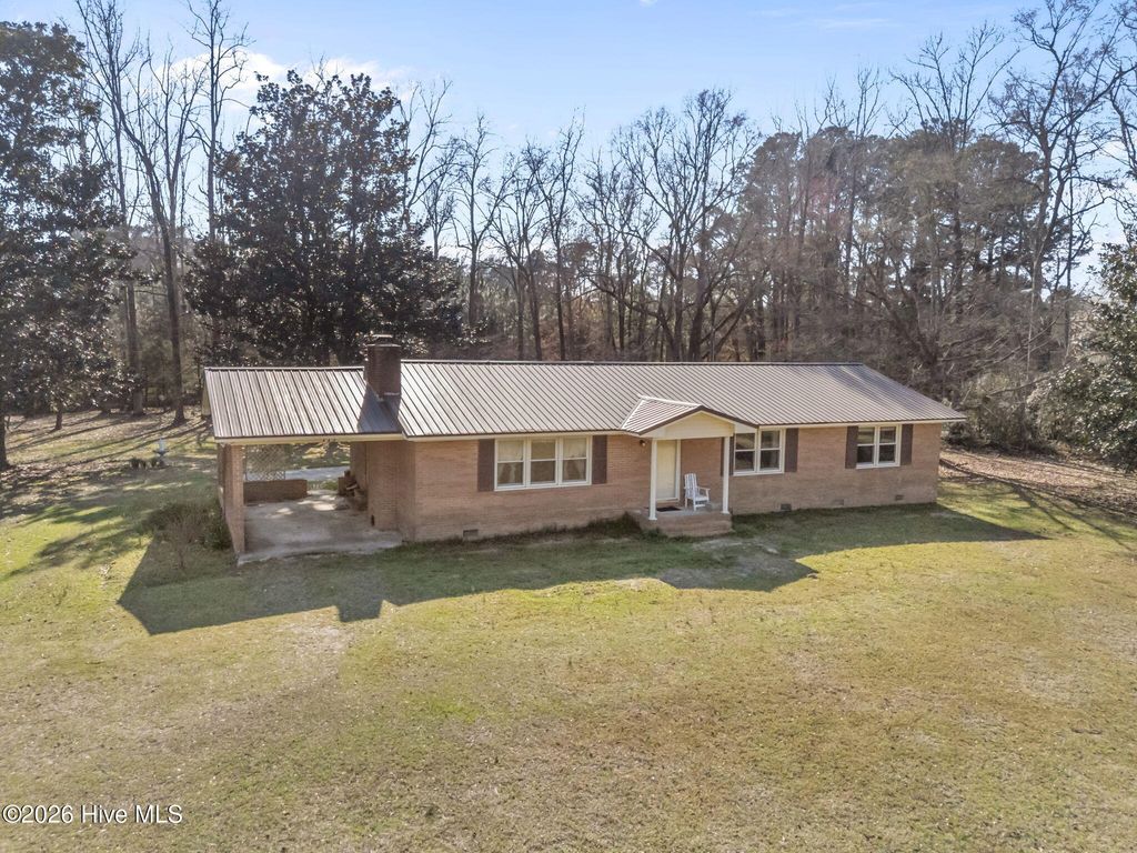 Photo of 775 Governors Road SE, Winnabow, NC 28479 (MLS # 100559935)