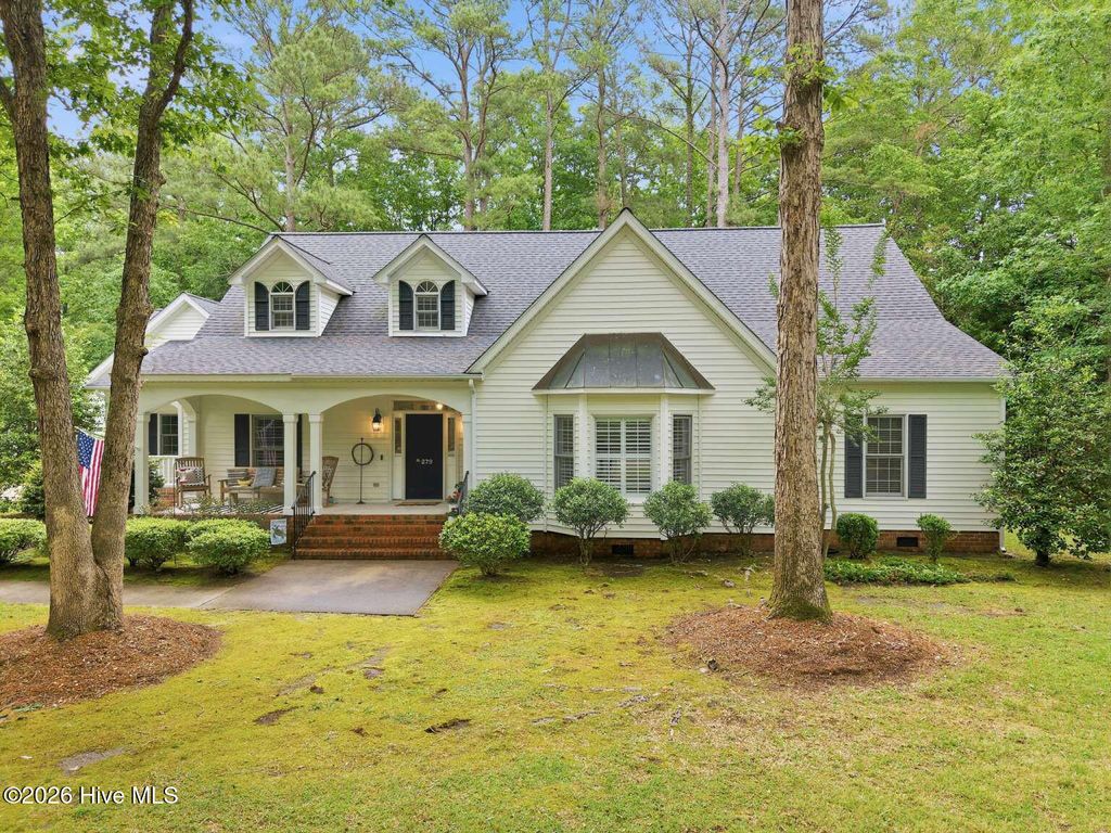 Photo of 279 Beech Cove Drive, Grimesland, NC 27837 (MLS # 100574084)