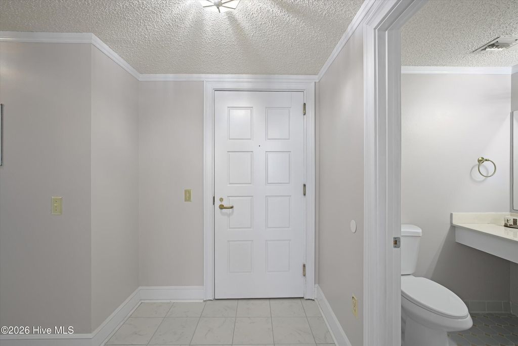 Photo of 1 7th Street #1304, Augusta, GA 30901 (MLS # 100583077)