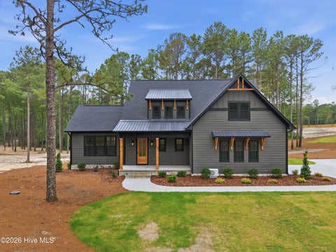 Homes For Sale - 130 Bluebird Trail<br/> Moore County, West End, NC 27376