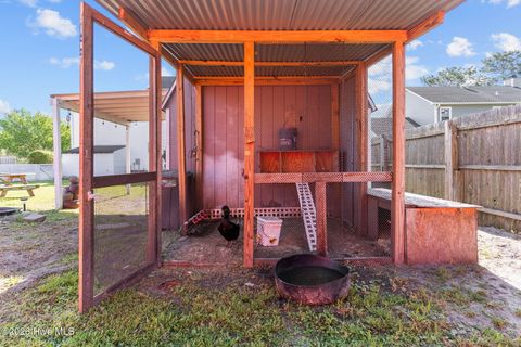 Tiny photo for 604 N Colony Circle, Wilmington, NC 28409 (MLS # 100564590)