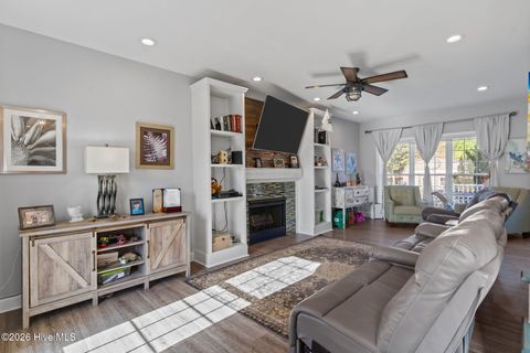 Tiny photo for 604 N Colony Circle, Wilmington, NC 28409 (MLS # 100564590)