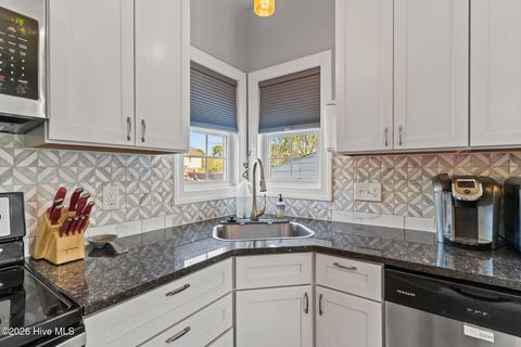 Tiny photo for 604 N Colony Circle, Wilmington, NC 28409 (MLS # 100564590)