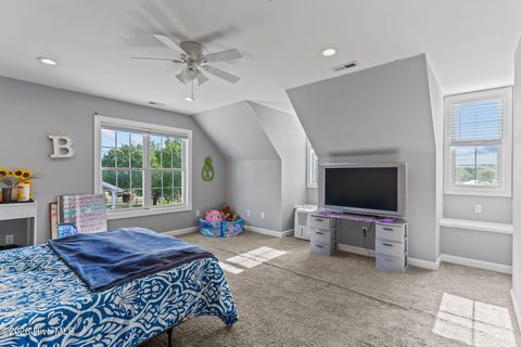 Tiny photo for 604 N Colony Circle, Wilmington, NC 28409 (MLS # 100564590)