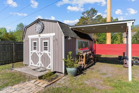 Tiny photo for 604 N Colony Circle, Wilmington, NC 28409 (MLS # 100564590)