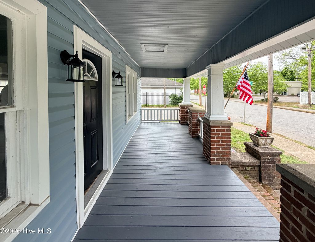 Photo of 301 Shepard Street, Elizabeth City, NC 27909 (MLS # 100571545)